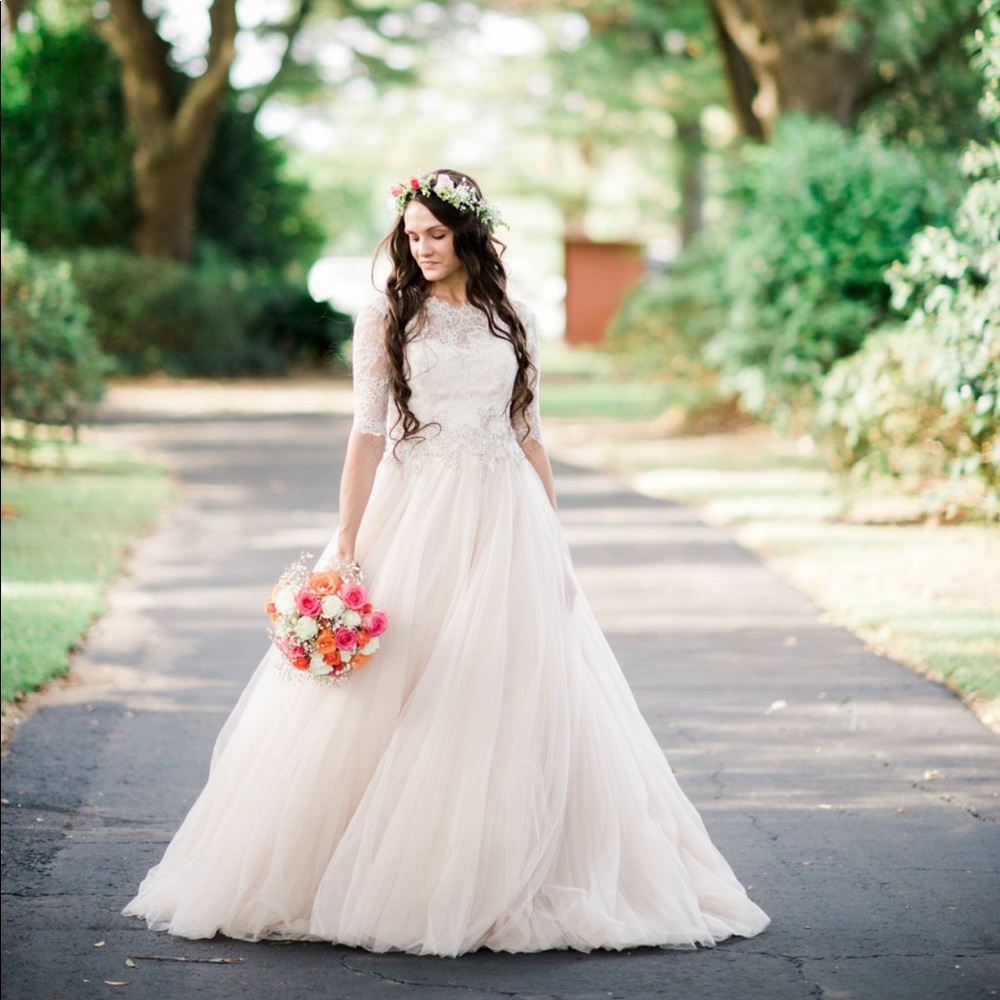 Allure wedding dress-   lace with blush tulle bottom